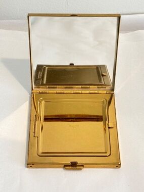 Vintage Volupte 1940s powder compact gold tone square make up compact w/ mirror
